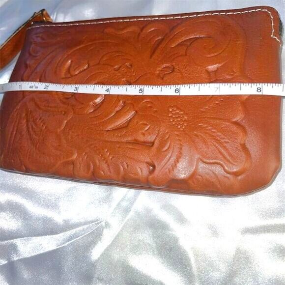 Patricia Nash Cassini Wristlet Brown Floral Tooled Leather Wristlet - Picture 9 of 9
